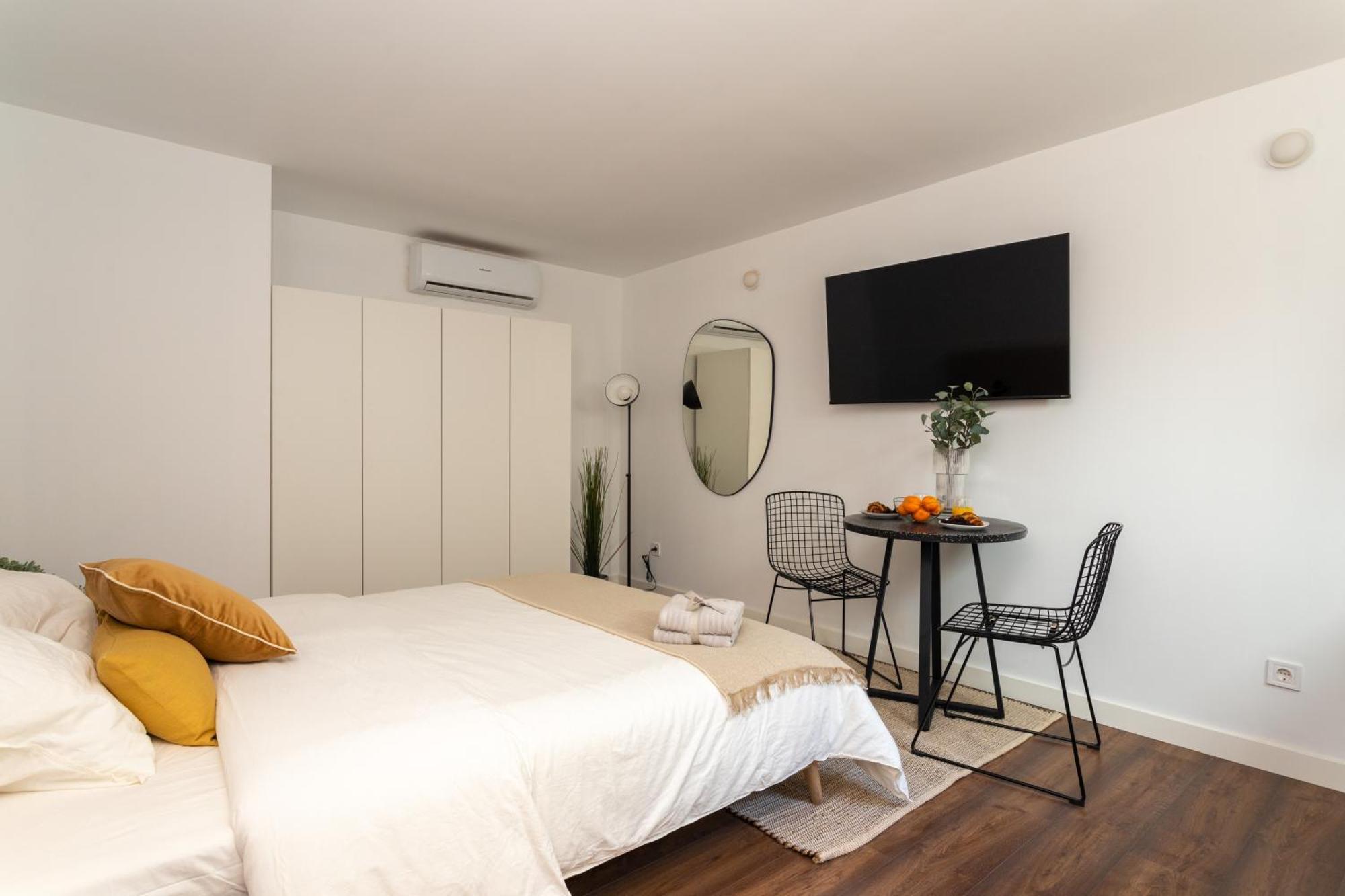 Soho Design Studios Ramblas Apartment Barcelona