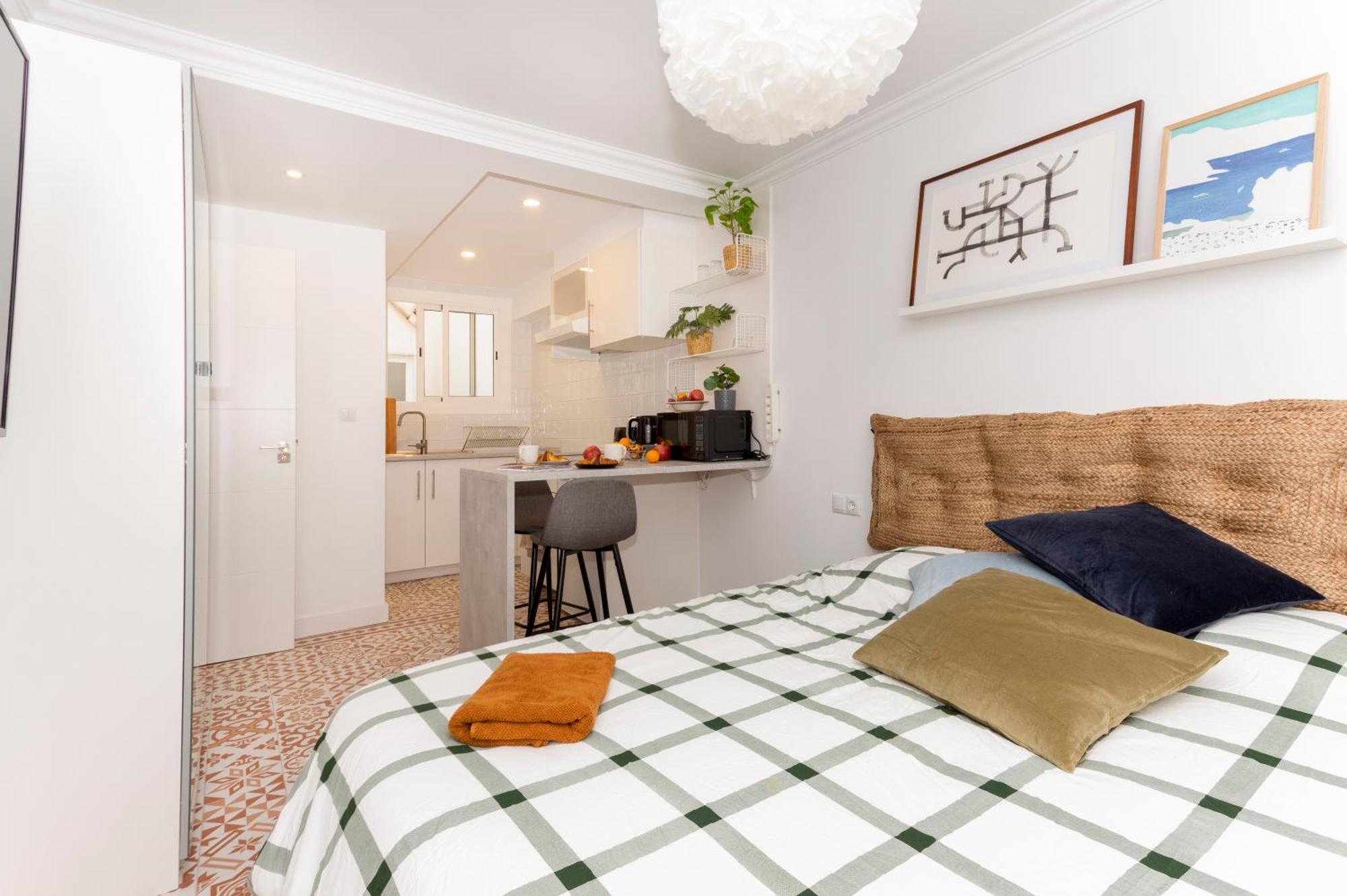 Soho Design Studios Ramblas Apartment